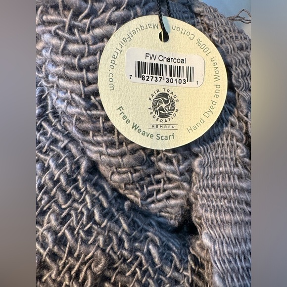 NWT 100% cotton blue scarf natural fibers new with tag Stockings stuffer - Picture 4 of 6